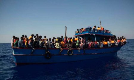 Les garde-côtes grecs accusés d'avoir jeté des migrants Africains par-dessus bord et les ont tués
