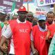 Les syndicats du Nigeria déclarent une grève illimitée à cause du salaire minimum