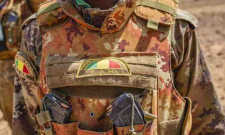 L'armée malienne ouvre une enquête sur un clip vidéo montrant un militaire en train de mutiler un cadavre