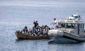 38 migrants irréguliers arrêtés après leur attaque contre les garde-côtes tunisiens